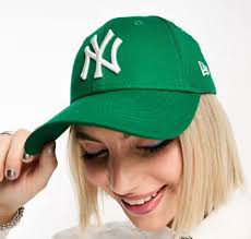 🏠🏠*Properties below 90k for sale*🏠🏠 *Greenhill house for sale* Vacant  buy and move in today 3 bedroomed house Lounge Kitchen with walk in pantry  Scullery Dining room Separate bathroom and toilet 1