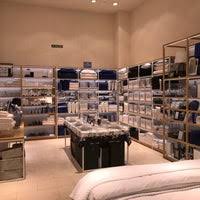 Bedding, table and bath linens; Zara Home Mobel Einrichtungsgeschaft In Madrid