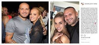 Ledna 1977 kroměříž) je slovenský rapper, popový zpěvák (z poloviny romského původu) a zakladatel skupiny kontrafakt, který vystupuje také sám či ve spolupráci s jinými týmy nebo zpěváky. Rytmus A Dara Rolins Oznamili Rozchod Neuvidite Nas Plakat Napsali Spolecne Expres Cz