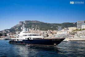 He also owns 10% of the exclusive jewelers asprey and garrard. Wkcgmvalatiuwm