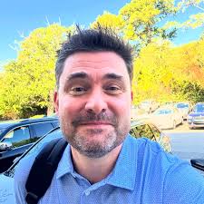 We're excited to welcome our newest Fearless Partner, Dr. Bradley Walter  and Live Free Chiropractic. Dr. B is proudly brewing Fearless Coffee and  actively engaging transformative conversations in our community. Stay tuned