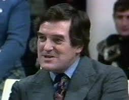 WHEN JIMMY CAME TO TOWN IT WAS SOMETHING SPECIAL 🎼MANY YEARS AGO THERE  JUST HAPPENED TO BE A UNIVERSALLY known Scottish singer and comedian. His  name was JIMMY LOGAN and when he