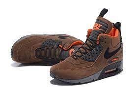 The visible max air unit at the heel offers cushioning and impact absorption as the pu midsole provides. Nike Air Max 90 Sneakerboot Winter Suede Bronze Brown Orange 684714 020 Sepsport