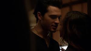 Крис грисмер, джошуа батлер, майкл а. Was Lauft Den Da Bei Enzo Hat Sich Der Bad Boy Etwa Verguckt Tvd Heute Um 20 15 Uhr Auf Sixxtv Vampire Diaries Vampire Diaries The Originals Tvd