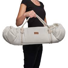 Najell Sleepcarrier Schlafnest Fur Babys Babytrage Liegend Liegewiese Matratze Fur Neugeborene Sandy Beige Farbe Beige In 2020 Babytrage Baby Nestchen Tragetasche