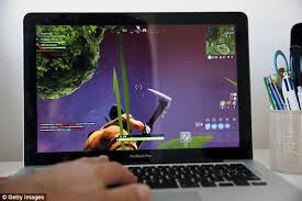 Let's define that i play on ps4 and on a computer, tested on iphone 6s phone. Fortnite Maker Brands Google Irresponsible After Android Flaw Express Digest