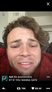 Lix🐝🎮❤️ (@liz_pain13)