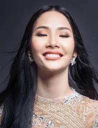 Sự nghiệp của người mẫu Hoàng Thùy như nào mà bị Dược sĩ Tiến chê thẳng mặt?