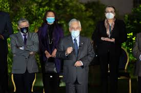 Y un bono adicional variable para aquellas mypes que deban pagar iva y que recibirán la devolución de tres meses del promedio del iva débito. Pinera Anuncia Ife Universal Y Bono De Alivio Para Las Pymes La Nacion