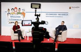 Soeben ist ihr buch die zukunft ist. Ministerprasidentin Malu Dreyer Zeichnet Jugendprojekte Aus Ak Kurier De