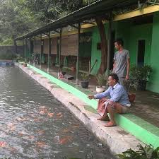 Lesehan Apung Dan Kolam Pancing Kiloan Putri Complong Home Pasuruan Menu Prices Restaurant Reviews Facebook