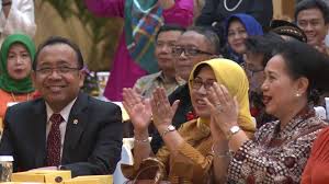 Jika memang anda merasakan hal tersebut mungkin contoh dari kata kata resign lewat wa atau whatsapp bisa membantu. Pelepasan Pns Purna Tugas 2018 Youtube