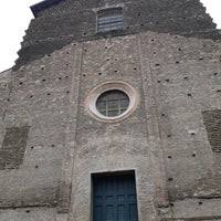 San domenico maggiore is a gothic, roman catholic church and monastery, founded by the friars of the dominican order, and located in the square of the same name in the historic center of naples contents Chiesa Di San Domenico Church