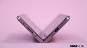 Samsung is expected to host its next unpacked event and second in 2021 on august 27. Breaking Samsung Confirms August 11 Unpacked Teases New Foldables Sammobile