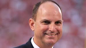 Oklahoma AD Joe Castiglione to chair hoops committee in 2015-16