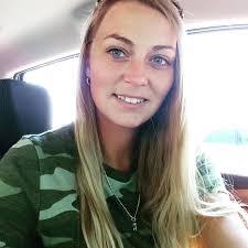 Jessica Koons's Instagram, Twitter & Facebook