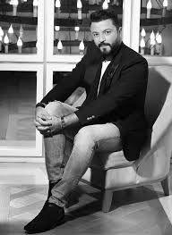 This lebanese breakthrough in the international fashion scene has lead murad to become an icon to his peers and. A E Interviews Zuhair Murad A E Magazine