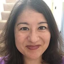 Tara Quinlan's Instagram, Twitter & Facebook