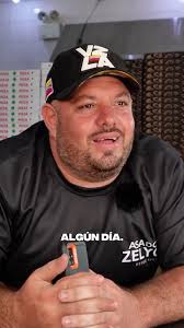 ¡SÍ SE PUEDE! Samir Amer era hace unos 30 años el chamito que, con sus  hermanas, acompañaba a sus padres en la tradicional pollera de la esquina  de la Sucre, en Guacara. Hoy es quien dirige el nuevo ...