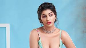 Actress yashika in critical condition following car accident; Ut6epoklyagvjm