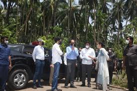 Check the premier league 2020/2021 teams stats, including their lineups, track record, and news on as.com Https Www News18 Com Photogallery India Cyclone Nisarga Maharashtra Cm Visits Raigad To Review Situation 2649049 Html