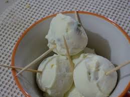 Low Carb Pinay I Can T Believe This Isn T Cheating Cream Cheese Balls Low Carb Eating Cream Cheese Ball Recipes
