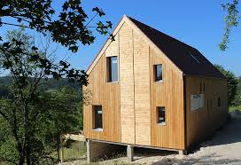 Batitec Constructeur De Maisons Bois Passives Dans Le Lot France Constructeur Maison Maison Bois Maison
