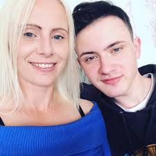 Chez Adams (@ChezAdams1)