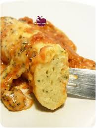 Quenelles A La Sauce Tomate Et Au Basilic Par Mr Pomme Bien Fait Pour Ta Pomme Recettes De Cuisine Quenelle Recette Recette Quenelle Nature