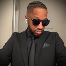 Mic Young (@iammicyoung) • Instagram photos and videos