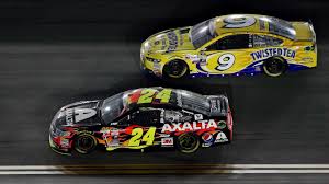 Nascar race cars have no functioning headlights or taillights and use decals instead, for several reasons. Dale Earnhardt Jr Picks Up Jeff Gordon S Sponsor For 2016 Sporting News
