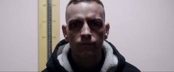 Sulla mia pelle è purtoppo una storia comune in molti ambiti della nostra società, la stortura sta nel fatto che esistono delle mele marce che invece di gli attori sono tutti molto bravi e misurati, ma naturalmente staglia su tutti alessandro borghi la quale bravura conoscevamo grazie a suburra e a. Sulla Mia Pelle Film 2018 Wikipedia