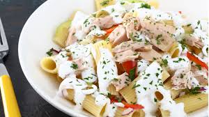 Ingredientes para preparar la receta de macarrones con atún y tomate, muy rica y fácil (4 personas): Macarrones Con Atun Y Nata Receta Facil