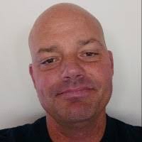 Daniel Couch's Instagram, Twitter & Facebook