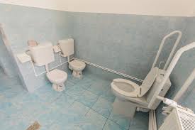 Cel mai savuros episod din serialul las fierbinţi la trecerea dintre ani, episodul las fierbinţi 31 decembrie 2018. Las Fierbinti La Iasi Toaleta Fara Pereti La Gradinita Inaugurata Electoral De Psd