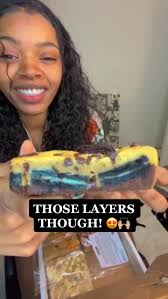 THOSE LAYERS THOUGH! 🤤🤌🏼 Each and everyone of our brownies contain three  layers! Brownie/blondie base, something unique in the middle and then  topped with our homemade cookie dough. 🙌🏼 ...