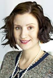 Sophie tänker på vad som hänt hennes lilla dotter om föremålet gått igenom rutan. Birgitta Ohlsson Nordic Cooperation