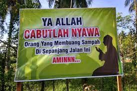 Jenis makanan ikan lele alami dan buatan supaya cepat besar di sekitar kita dengan daftar harga pelet kangkung. Kesal Sampah Dibuang Sembarangan Plang Tanda Minta Dicabut Nyawa Bertebaran