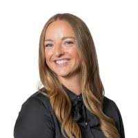 Kristen Graff's Instagram, Twitter & Facebook