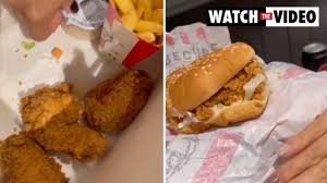 Kfc annual revenue decreased from $2.6 billion in 2018 to $2.5 billion in 2019, a (5.8%) decrease. Why Kfc Australia Tastes Better Here Than America