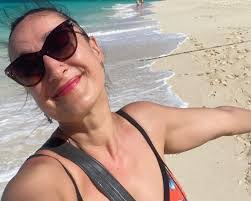 Sherri Golding's Instagram, Twitter & Facebook