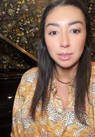 Kara Butcher's Instagram, Twitter & Facebook