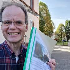 Roy Lancaster (@LancRoy)