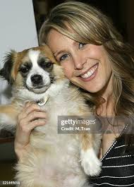 58 Book Launch Party For Mutts By Sharon Montrose Stock Photos, High-Res  Pictures, and Images