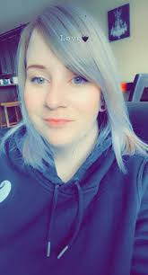 Best hair salon in kamloops ! Looking for a color and a trim and a  treatment. I have tried melon when i first moved here. Thank u guys !