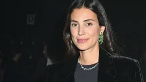 Paula Mata. Tengo 40 años y reconozco que este otoño voy a llevar las 5  tendencias que arrasan en el street style de París