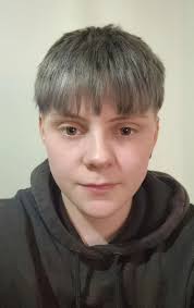 Hello all, long-time lurker first time poster I think. I don't suppose  there are any hair/makeup artists in or around the Nuneaton area? We're  working