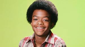 Toma asiento al ver cómo luce Willis de Blanco y Negro luego de su  turbulenta vida