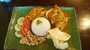 Moist, flavourful and deliciously crispy! Nasi Lemak Rendang Ayam Picture Of Unique Patisserie Katoomba Tripadvisor