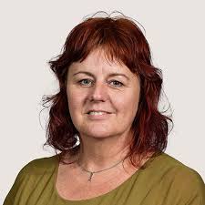 Tina Pentecost's Instagram, Twitter & Facebook